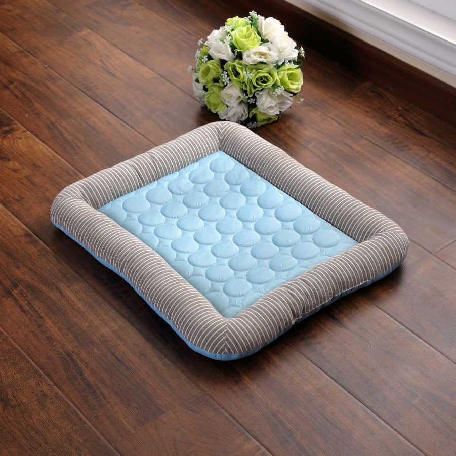 Pet Cooling Pad Bed – Soft Ice Silk Mat for Dogs, Cats & Puppies (Blue)