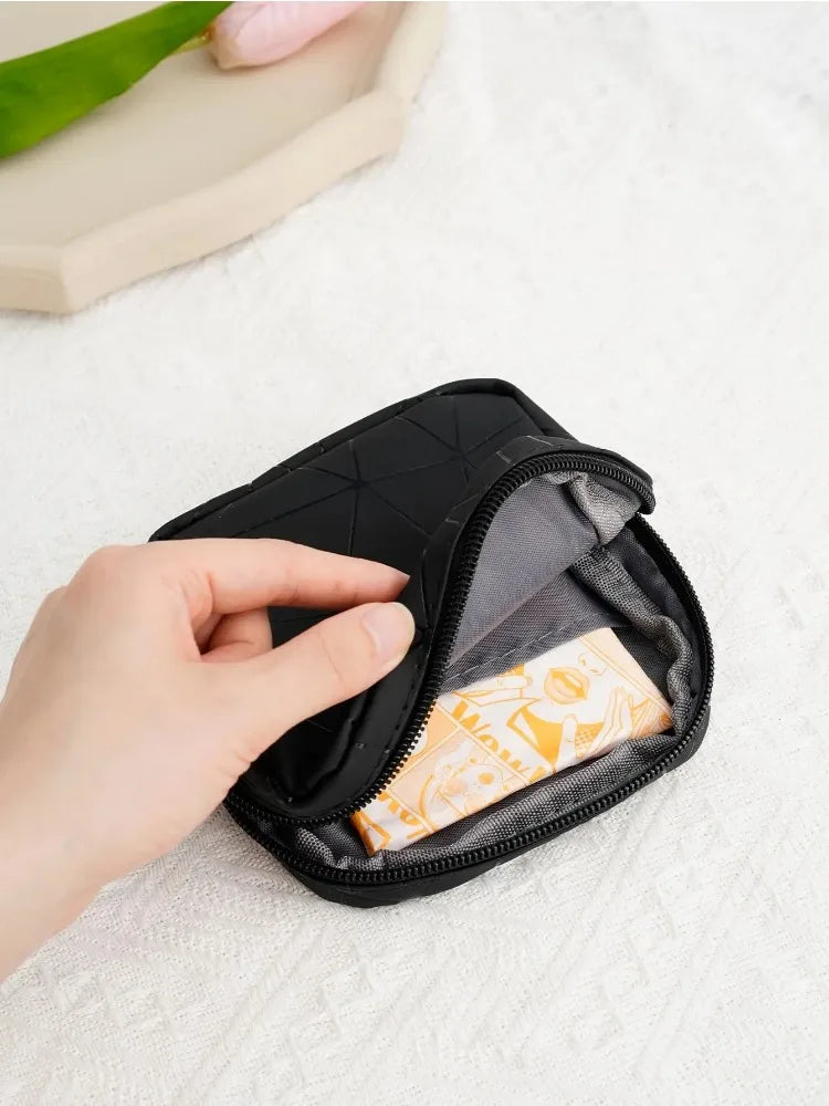 PU Leather Waterproof Organizer – Portable Bag for Women’s Essentials
