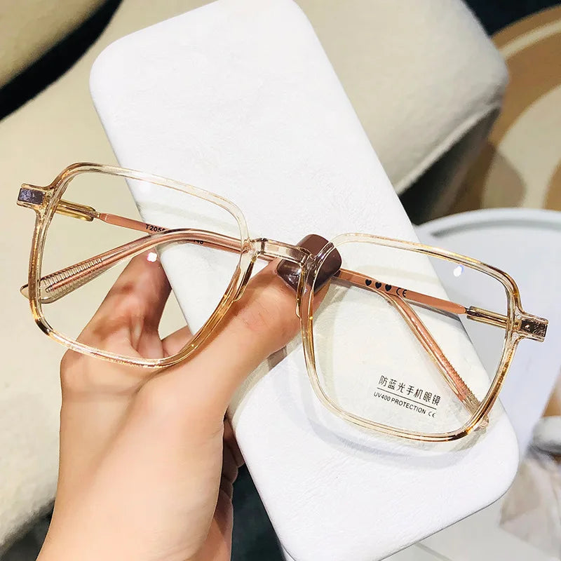 Trendy Anti-Blue Light Reading Glasses – HD Unisex Eyewear