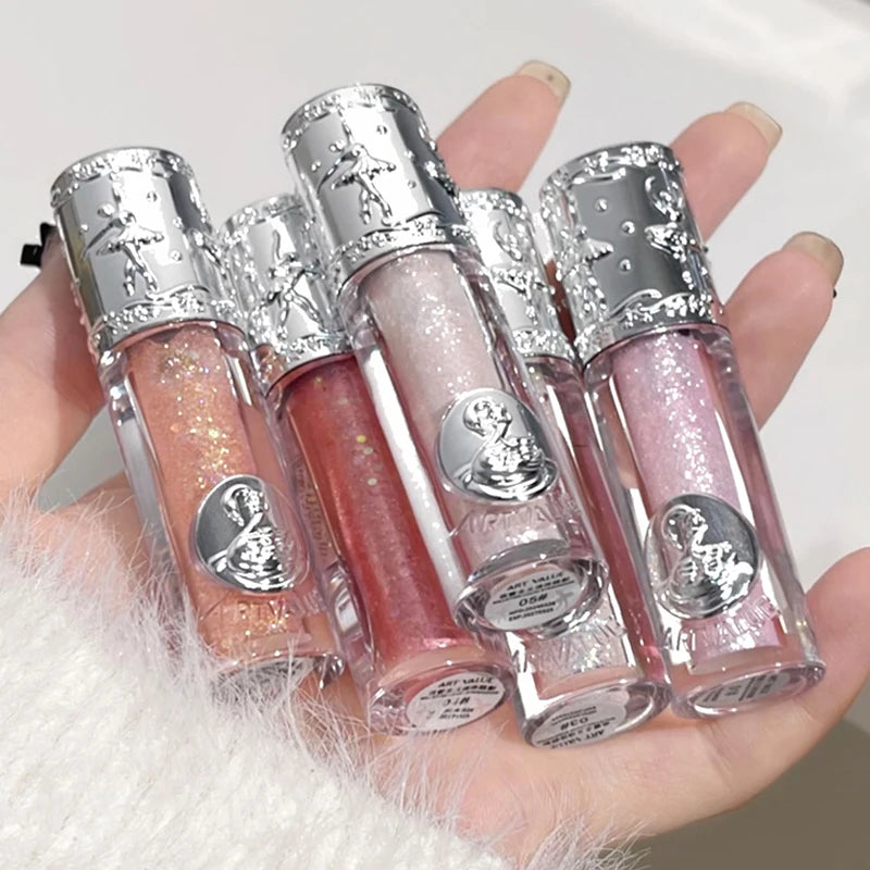 Liquid Shimmer Eyeshadow – Fine Glitter Highlight for Bold Looks