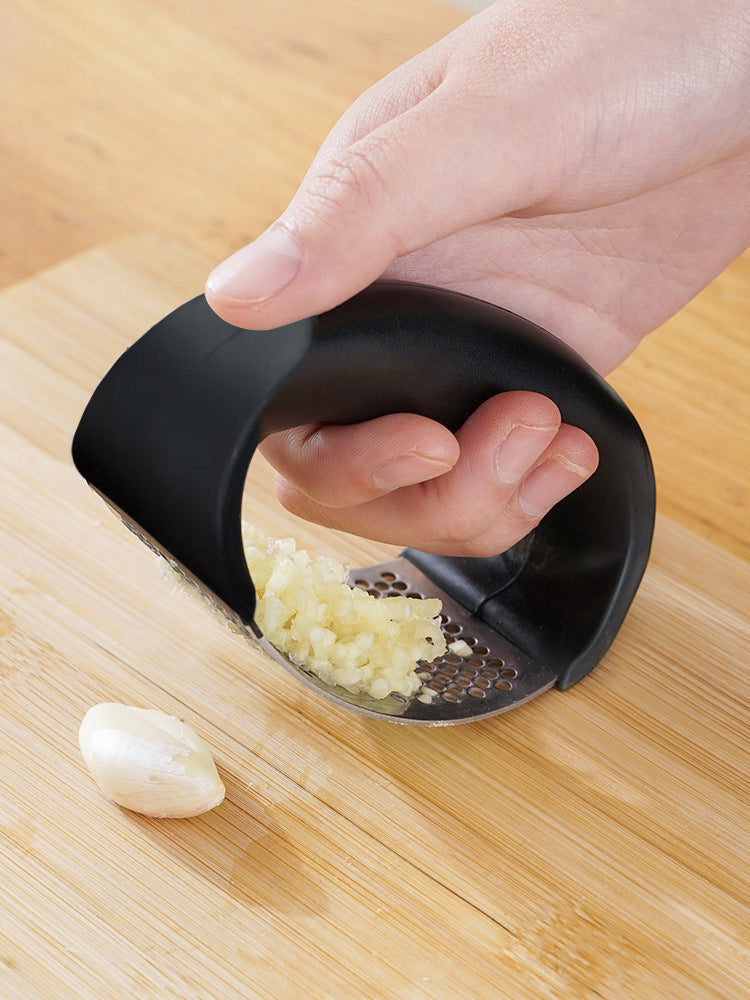 Stainless Steel Garlic Press – Manual Mincer for Chopping Garlic & Vegetables