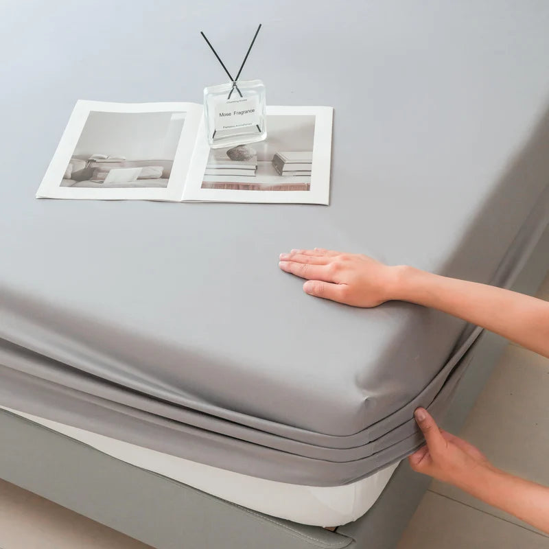 Waterproof Fitted Bed Sheet – 360° Elastic Mattress Protector