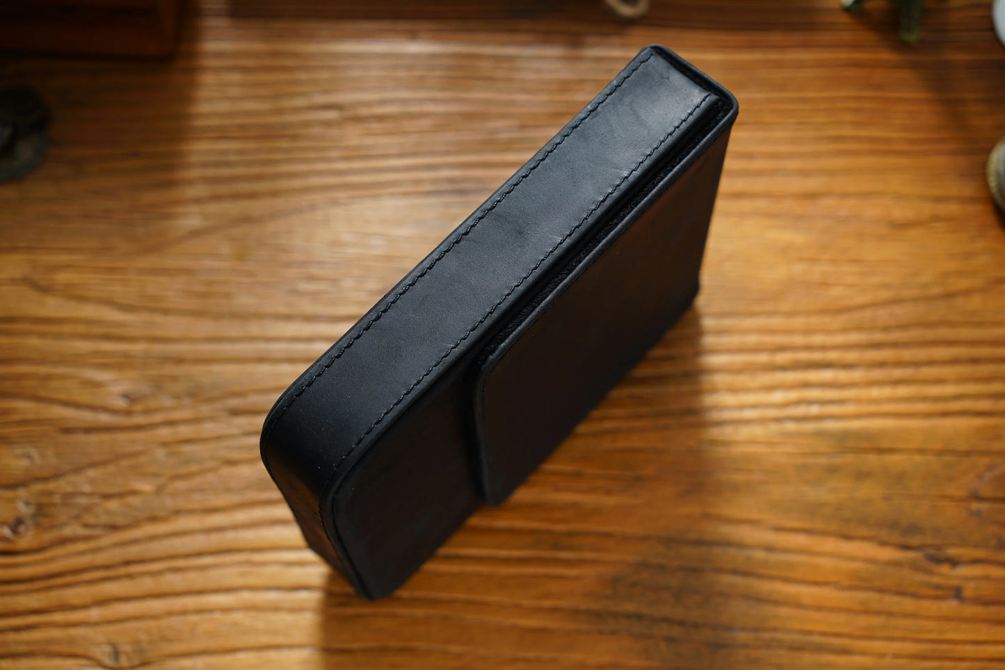 Vintage Genuine Leather Pen Pouch – 6-Slot Removable Tray Case