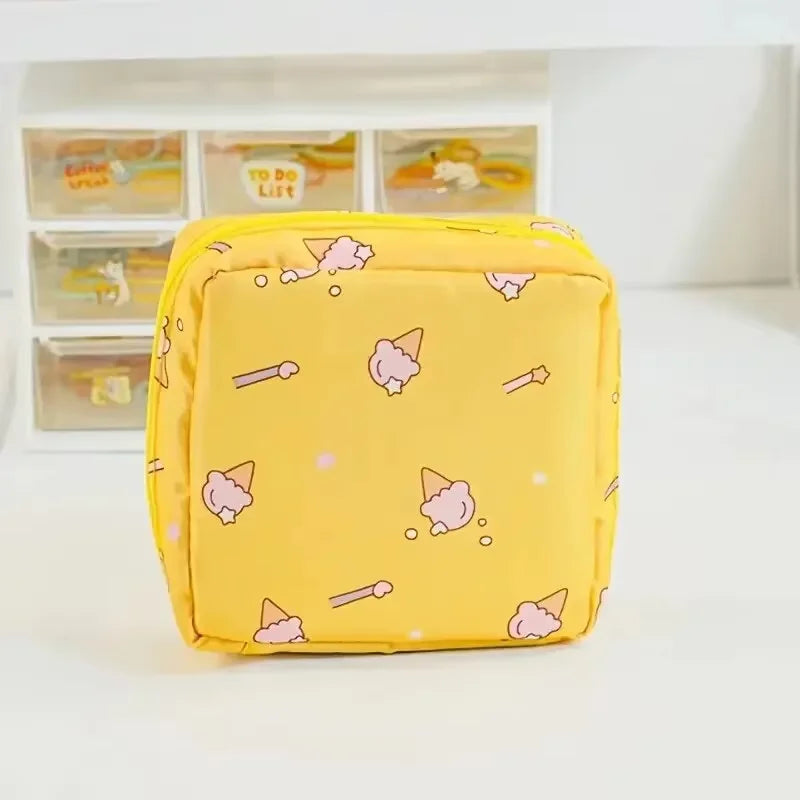 Portable Sanitary Napkin Bag – Waterproof Tampon Organizer Pouch