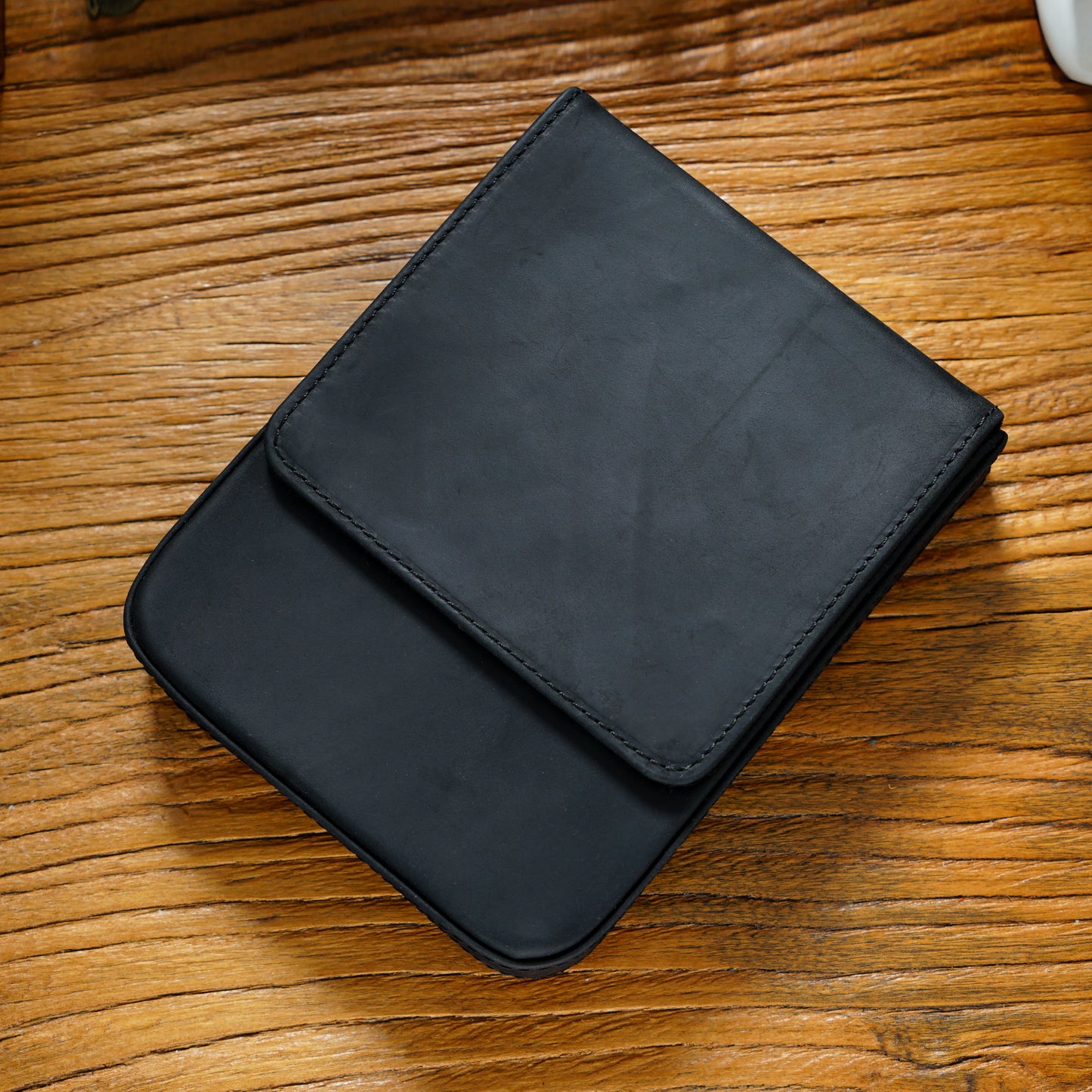 Vintage Genuine Leather Pen Pouch – 6-Slot Removable Tray Case