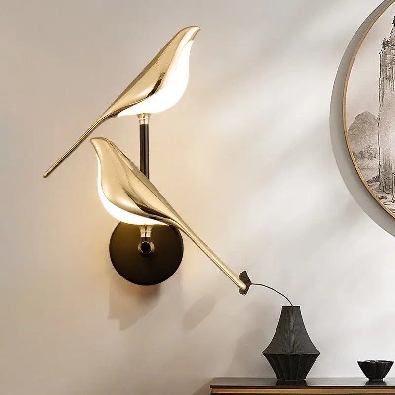 Magpie Bird LED Wall Lamp – 360° Rotating Bedside Light