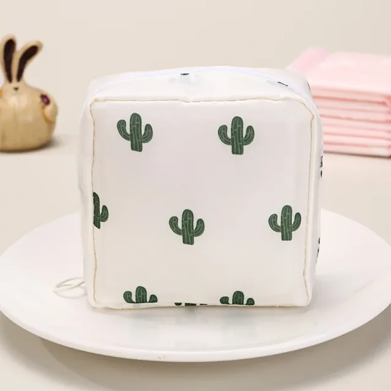 Portable Sanitary Napkin Bag – Waterproof Tampon Organizer Pouch