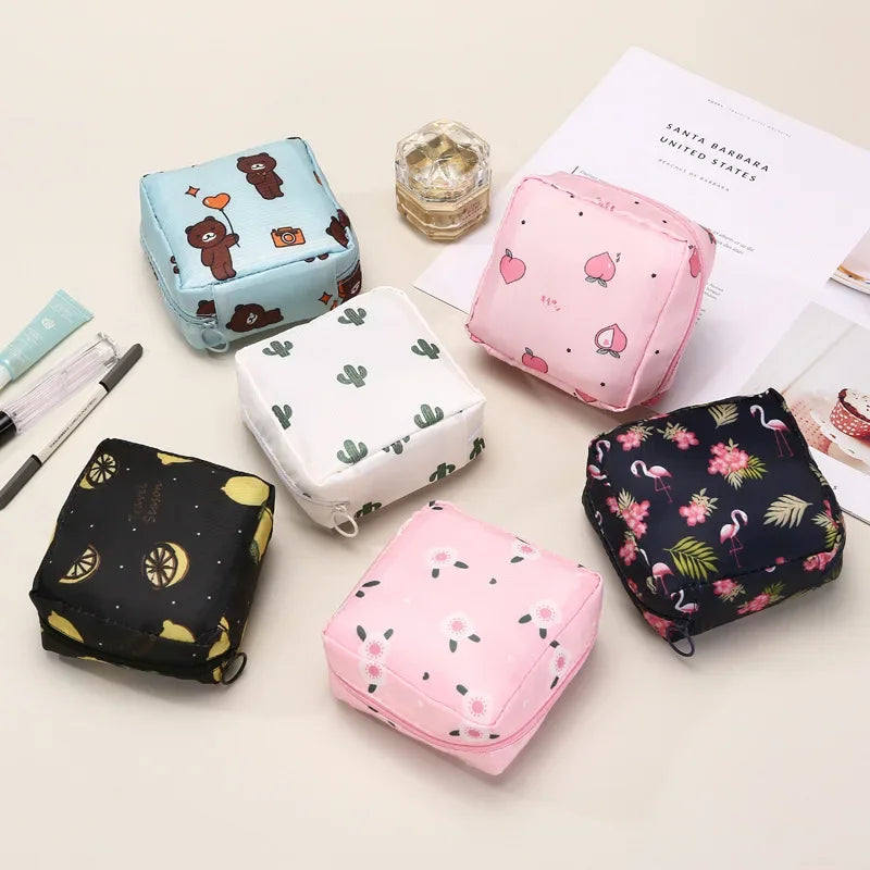 Portable Sanitary Napkin Bag – Waterproof Tampon Organizer Pouch
