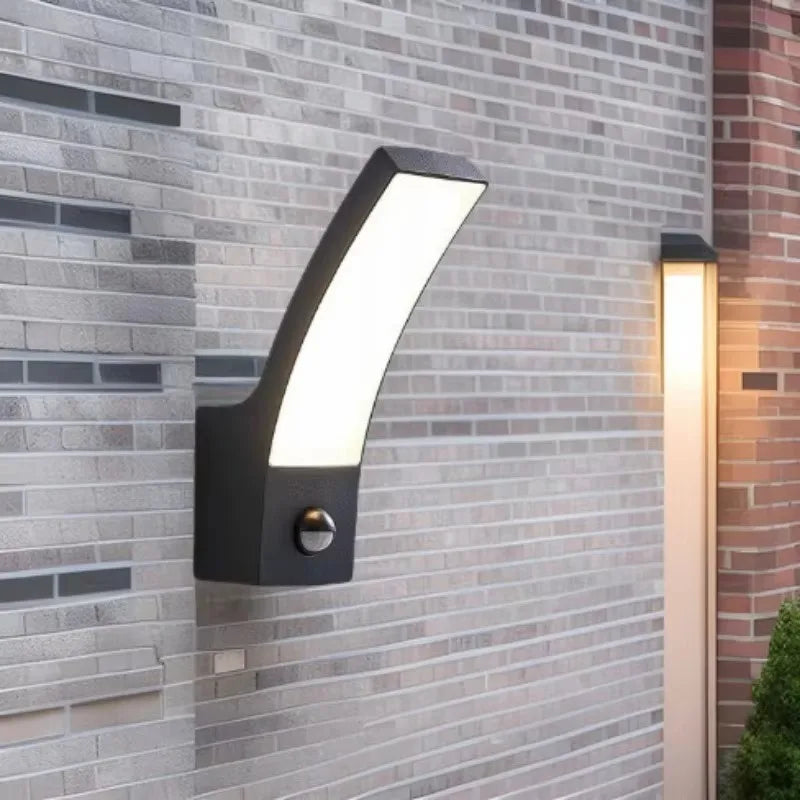 Waterproof Outdoor Wall Lamp – Modern IP65 LED