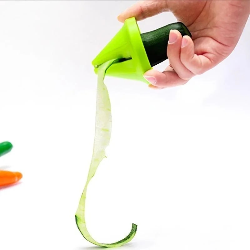 Rotating Shredder & Spiral Peeler – Manual Vegetable & Fruit Slicer