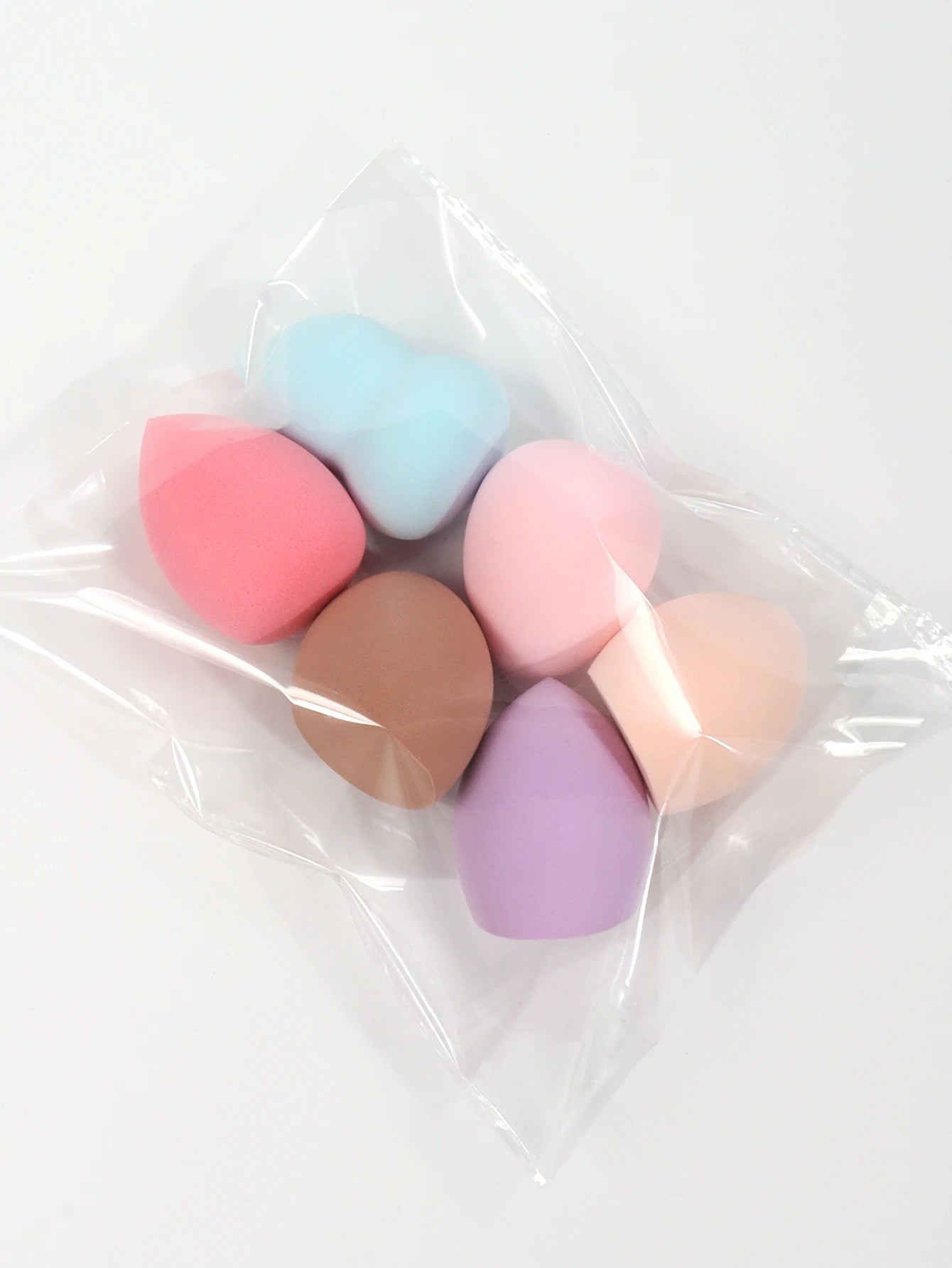 Medium Beauty Sponges – 6–60pcs Random Colors & Shapes for Makeup
