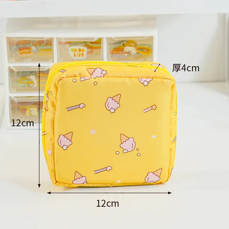 Portable Sanitary Napkin Bag – Waterproof Tampon Organizer Pouch