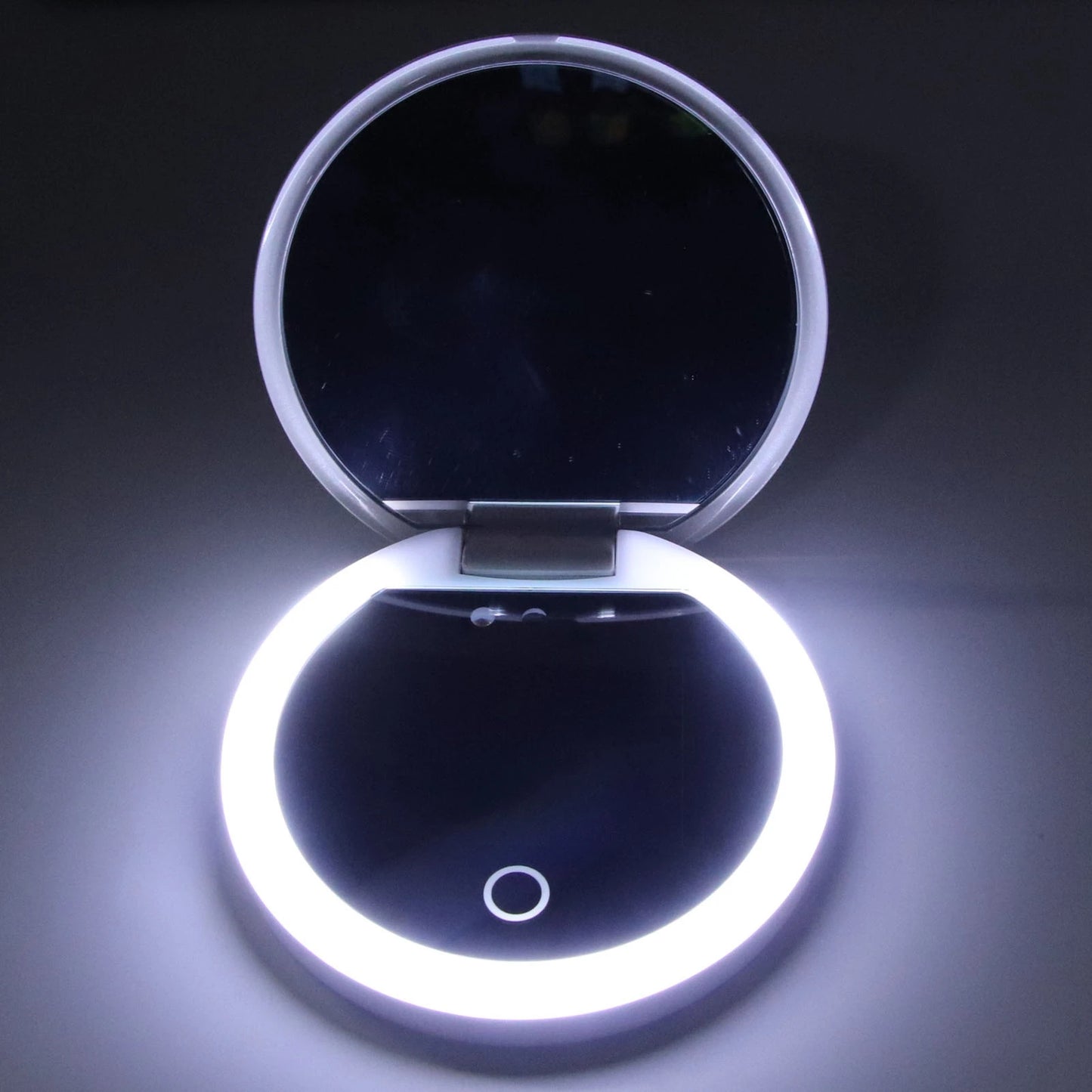 UV Mirror with Light & 2X Zoom – Sunscreen Tester & Travel Makeup