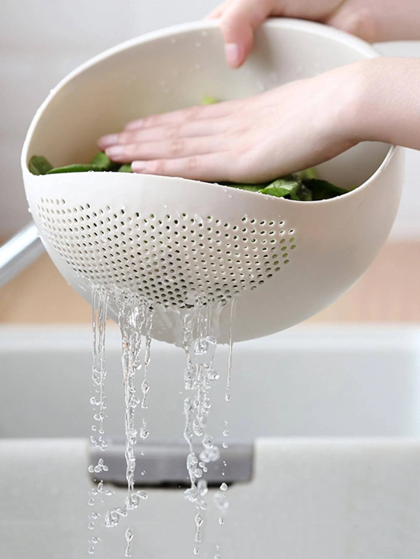 Multi-Use Rice Washing Colander Bowl with Handle – Kitchen Organizer