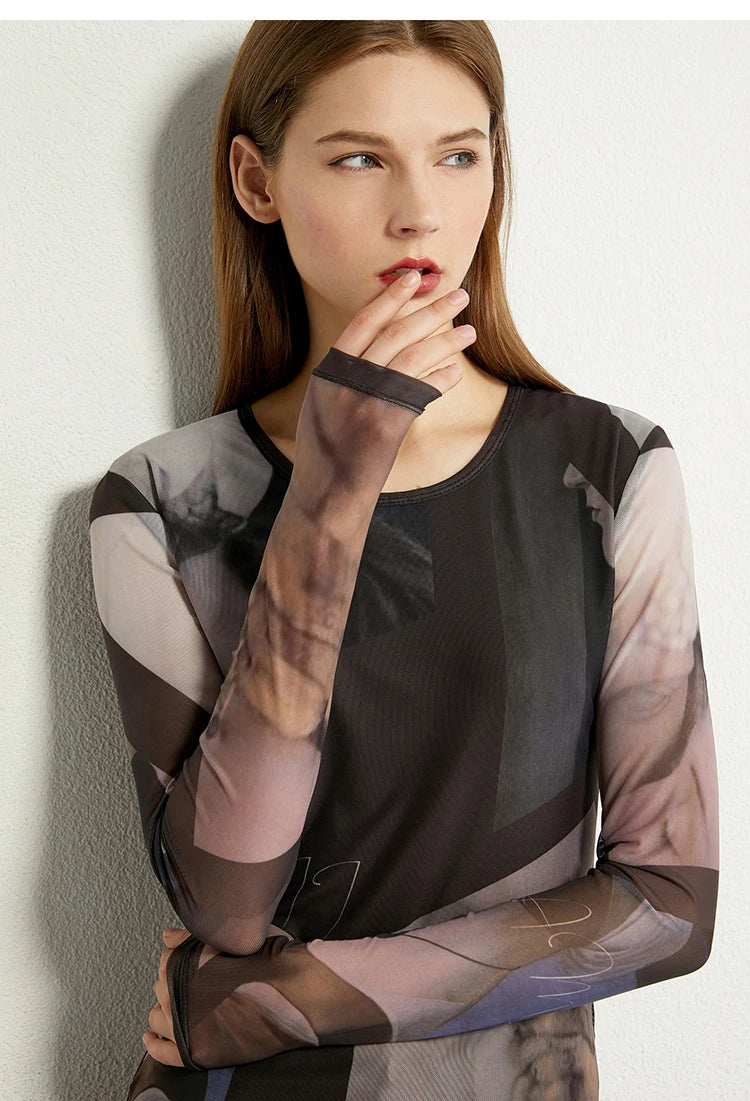 Women’s Long Sleeve Mesh Print T-Shirt – Slim Trendy Spring Top