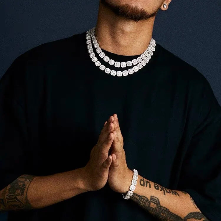 Hip Hop Iced Out Cuban Link Chain Necklace – Gold & Silver Men’s Gift