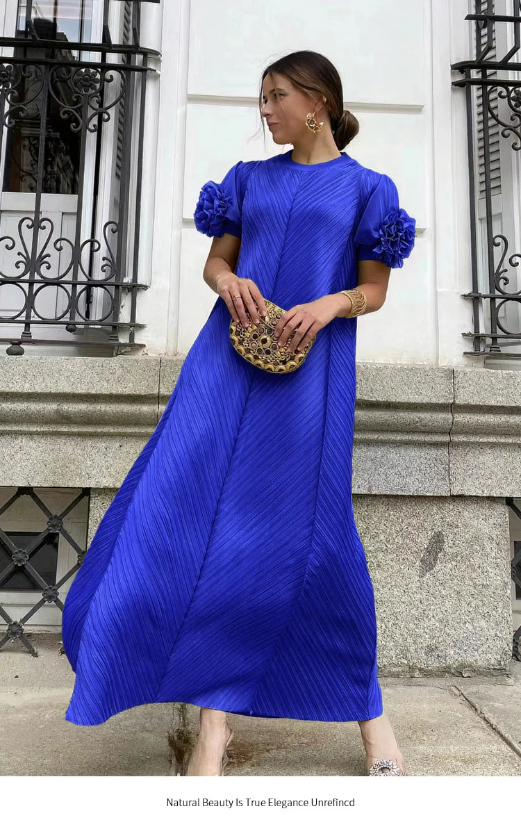 Women’s Pleated Geometric Floral Dress – Versatile Age-Reducing Outfit