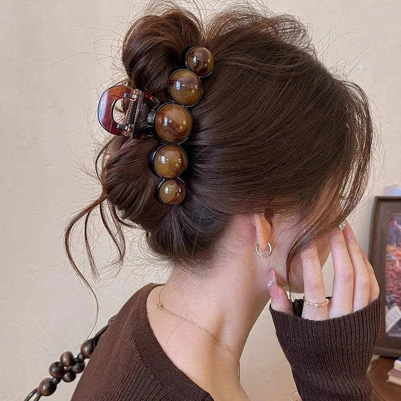 Retro Gradient Beaded Hair Claw – Geometric Plastic Hairpin Shark Clip