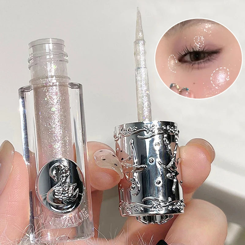 Liquid Shimmer Eyeshadow – Fine Glitter Highlight for Bold Looks