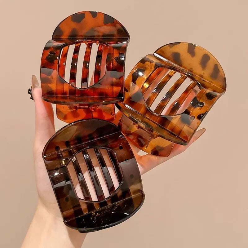 Acetic Acid Hair Clip – Simple Spring Spoon Clip for Women
