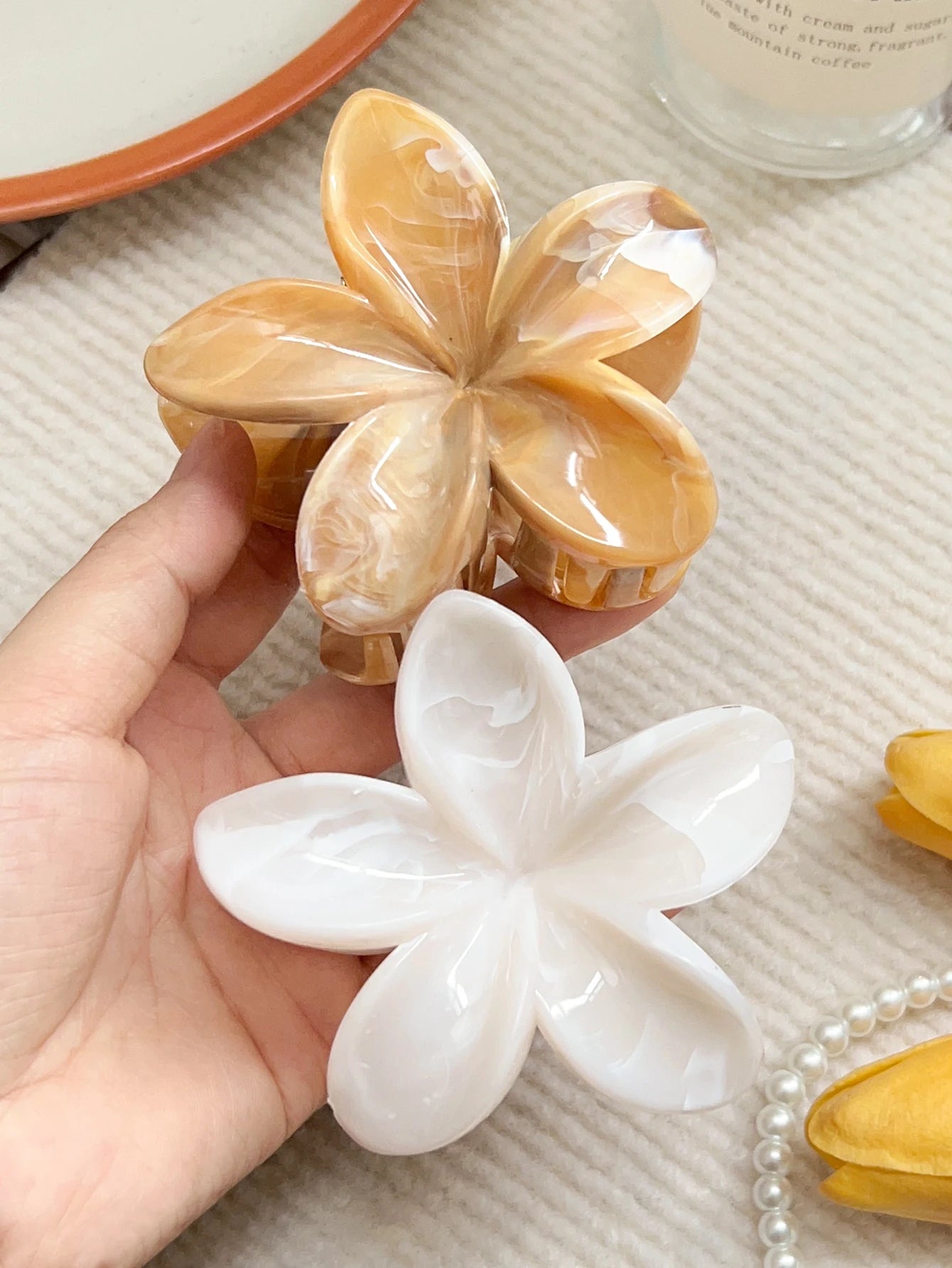 2 Pcs Marble Flower Hair Claw Clips – Cute Beach Hair Accessories