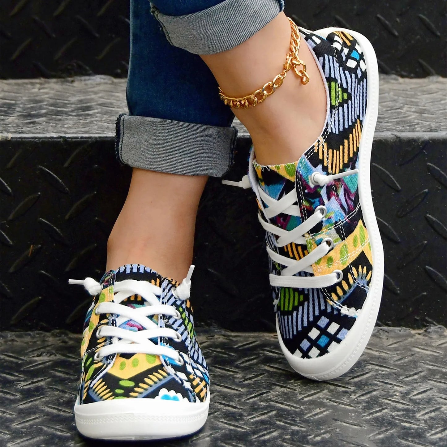 Women’s Floral Lace-Up Sneakers – Lightweight Casual Flat Shoes