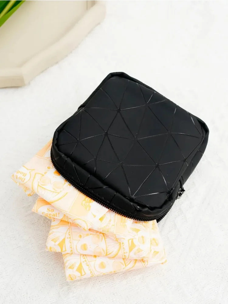 PU Leather Waterproof Organizer – Portable Bag for Women’s Essentials