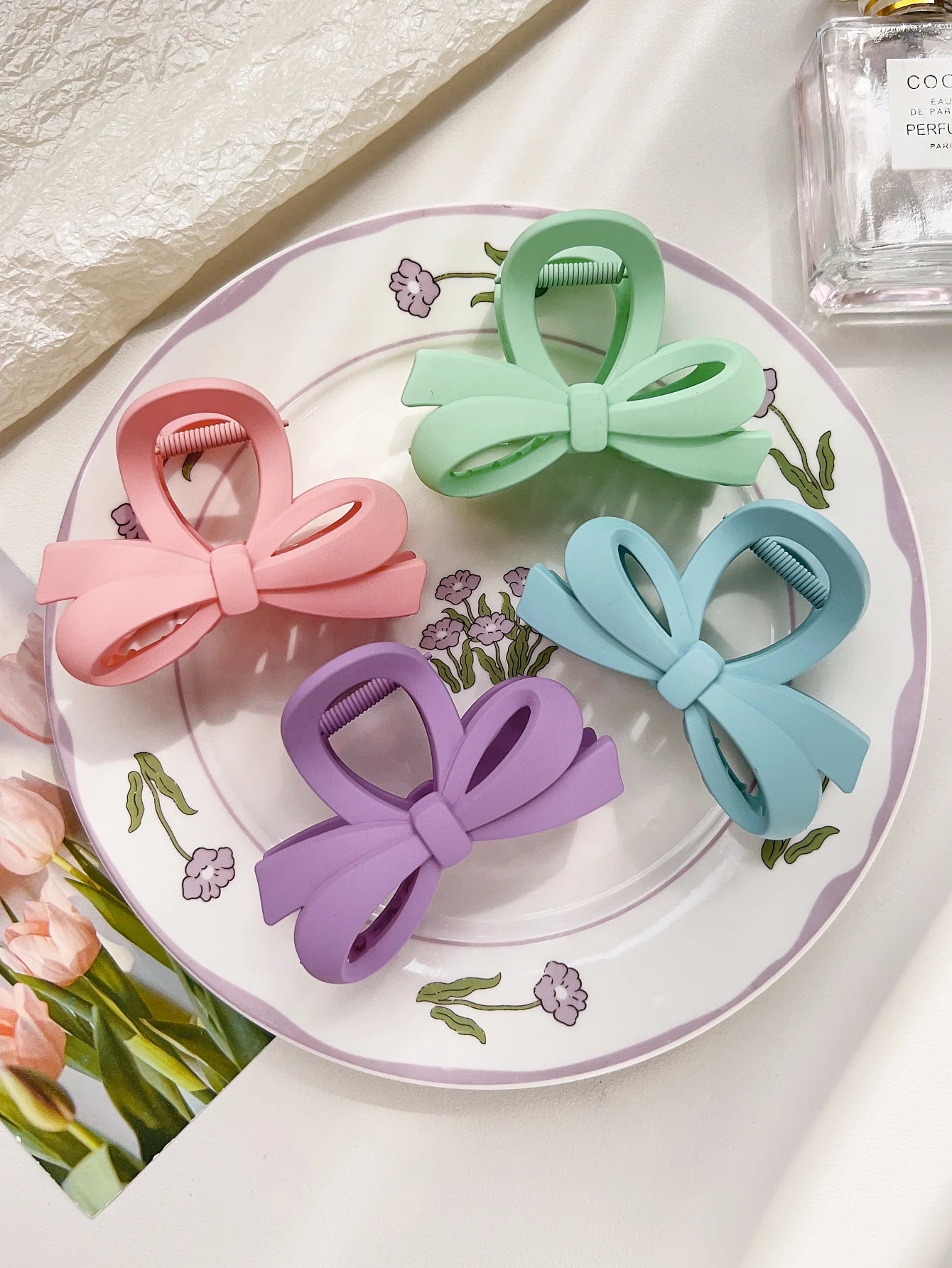 2 Pcs Marble Flower Hair Claw Clips – Cute Beach Hair Accessories